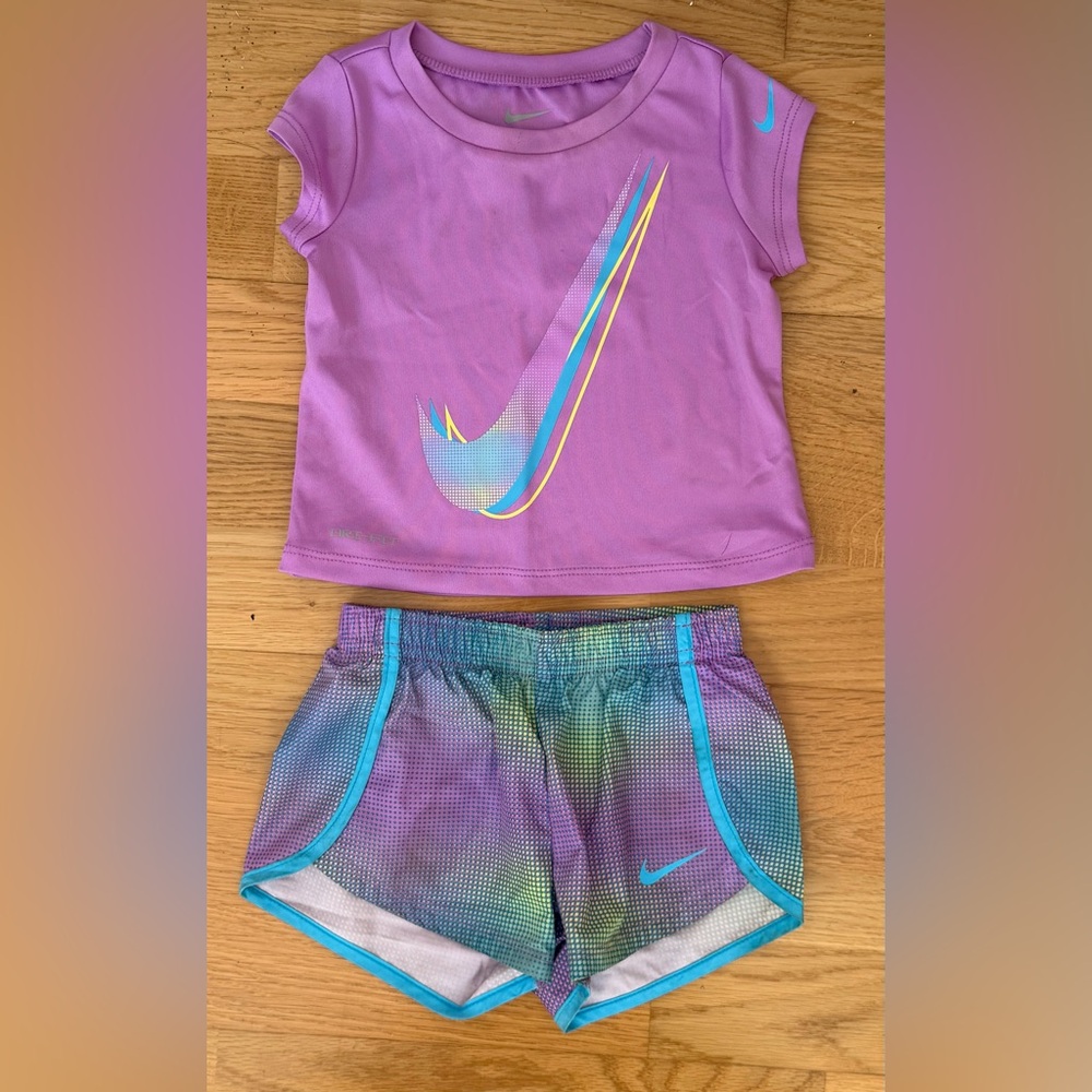 Nike Toddler Girl 2-Piece Dri-Fit Set – Swoosh Tee & Rainbow Shorts (12M)